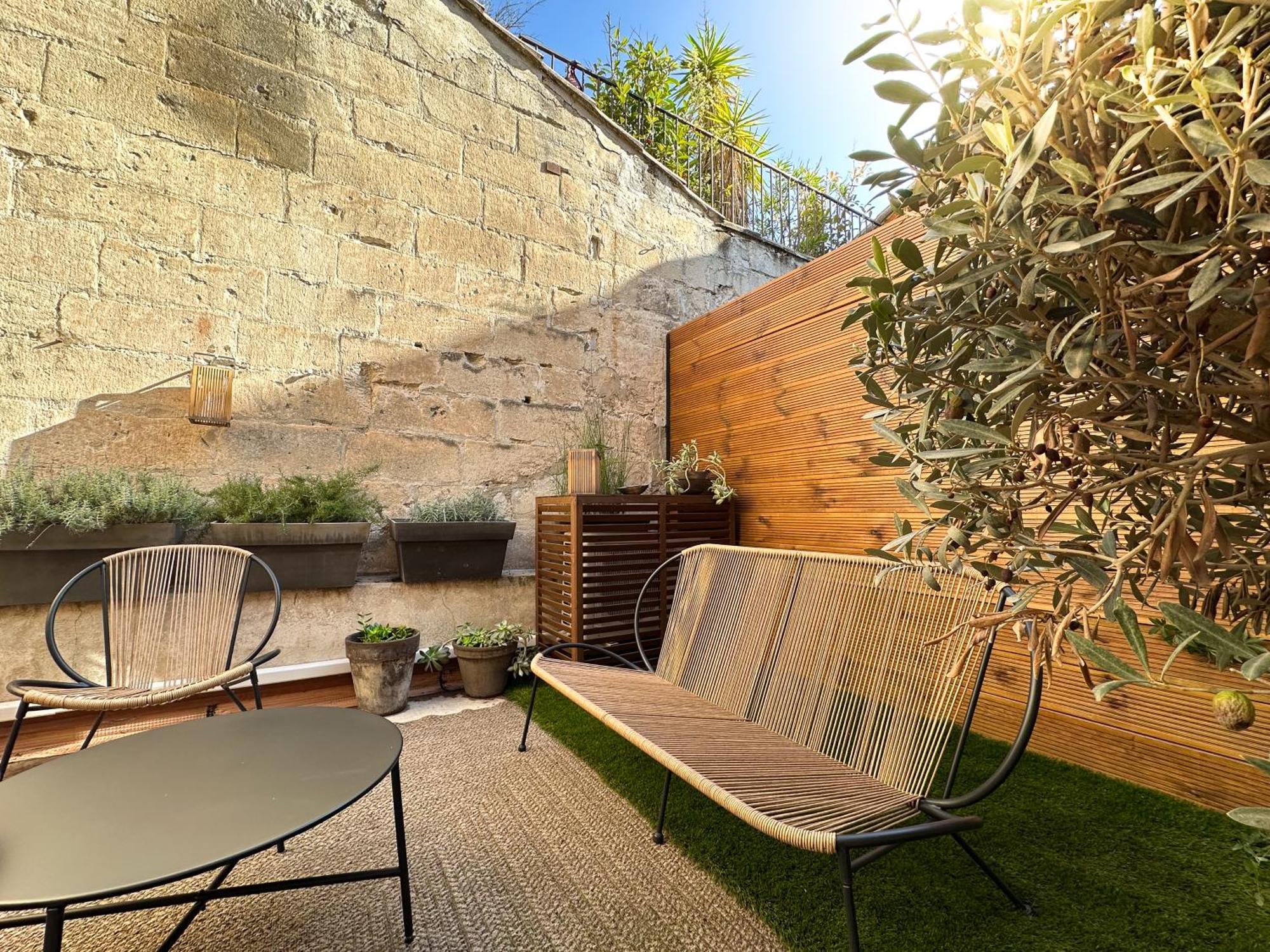 Les Appartements Du Clocher Avignon Exterior photo